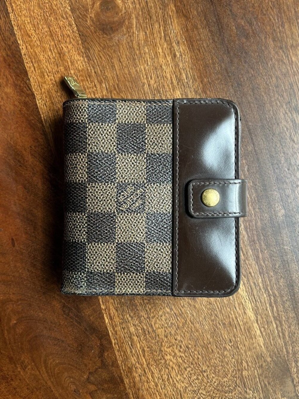 LOUIS VUITTON Damier Ebene Compact Zippe Zipped Wallet